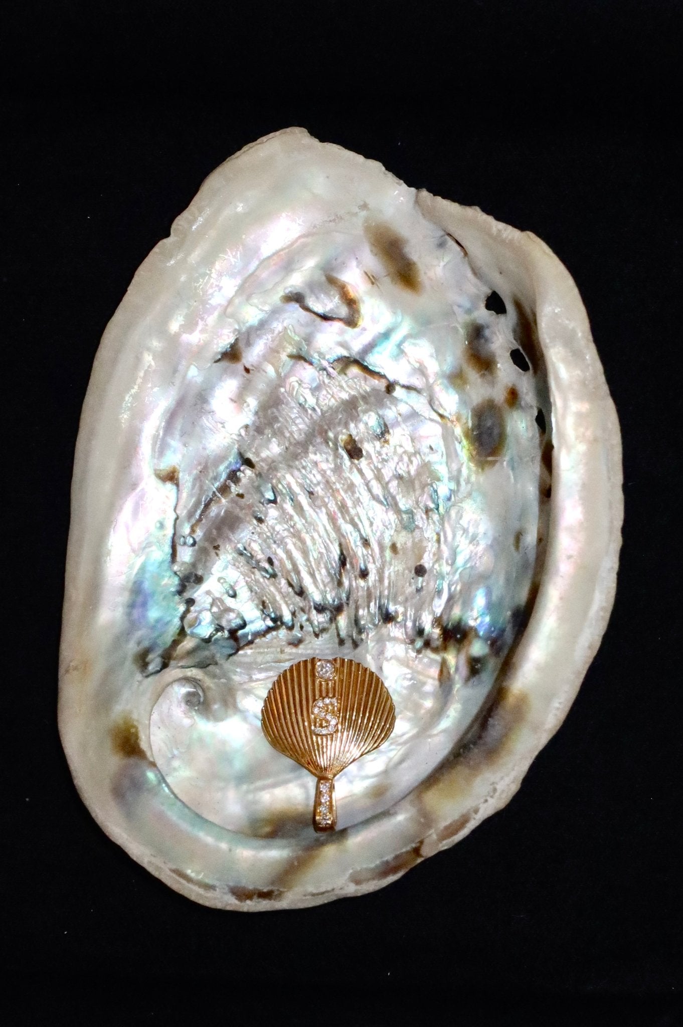 Elysian Shell Diamond Pendant - SIA Jewelry