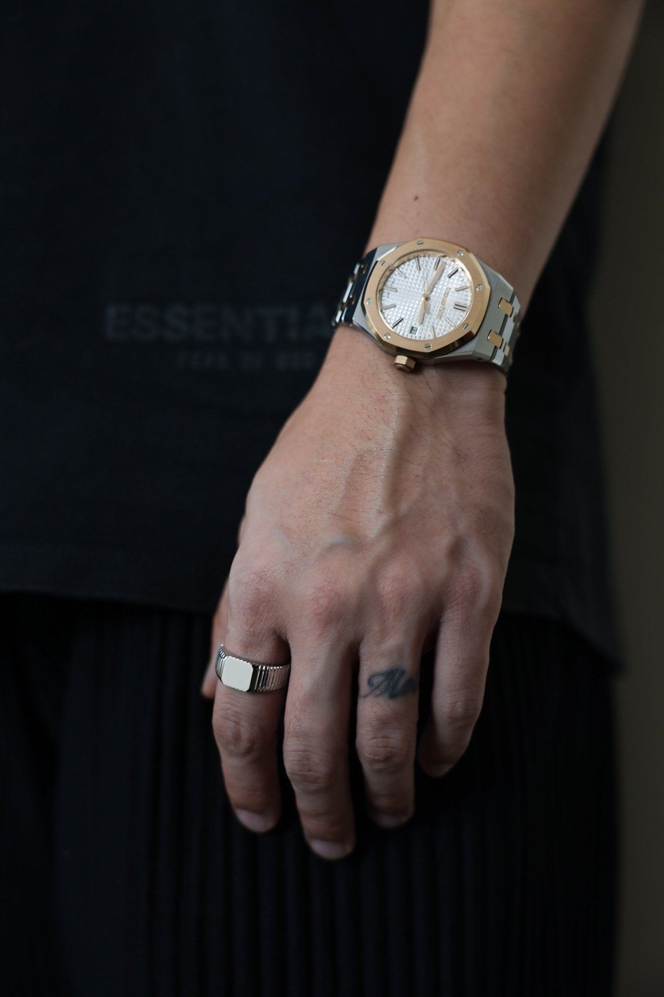 Oma Signet Ring - SIA Jewelry