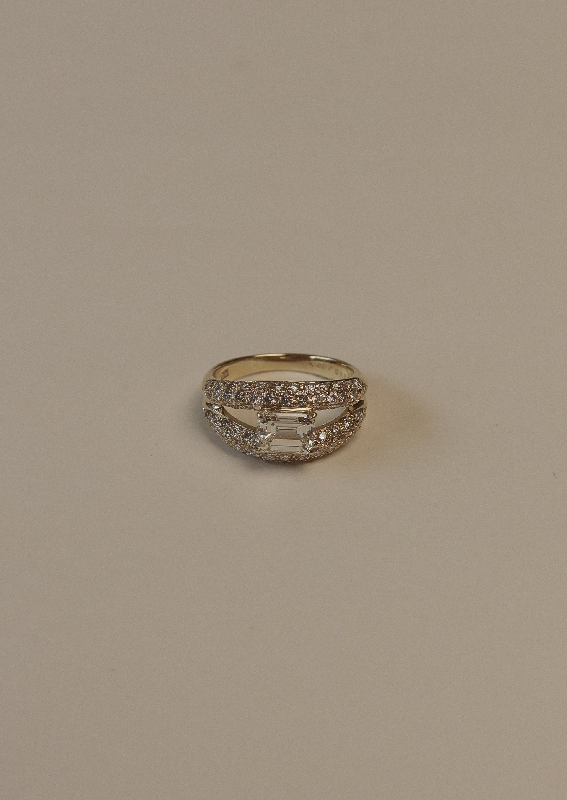 Vintage Twiny Emerald Diamond Ring