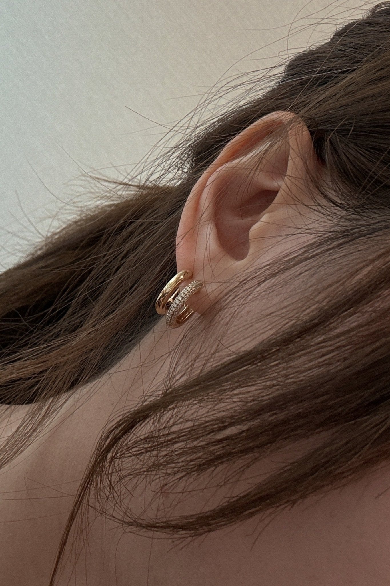 Claudia Hoop Earrings - SIA Jewelry
