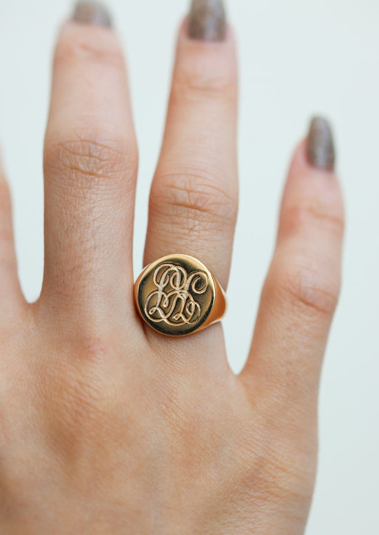 Lexie Signet Ring - SIA Jewelry
