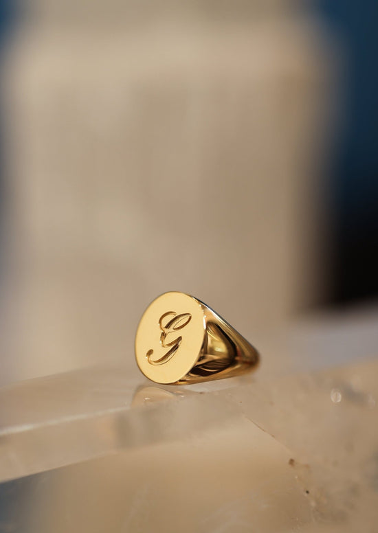 Mona Signet Ring - SIA Jewelry