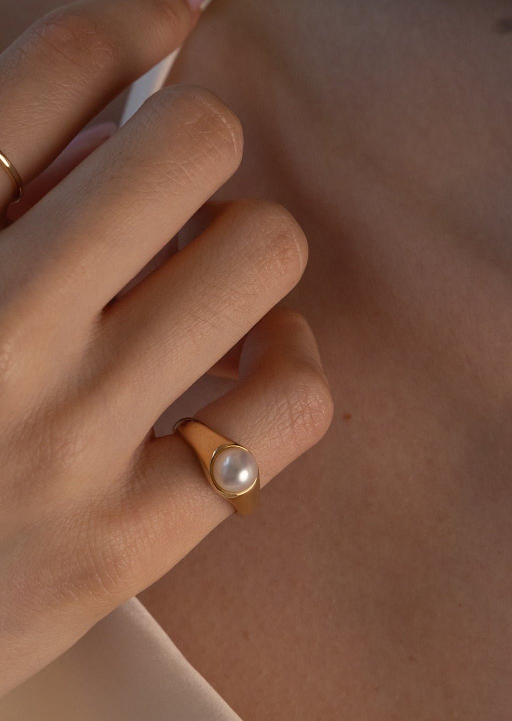 Pearl Signet Ring - SIA Jewelry